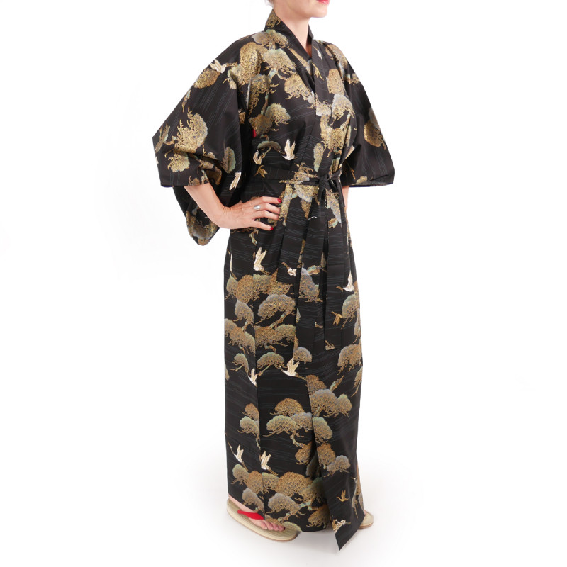 yukata japonés kimono algodón negro, TSURU MATSU, pinos y grullas
