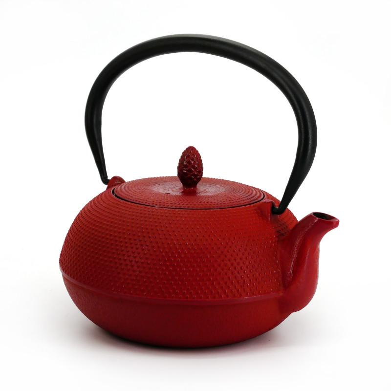 Red enameled Japanese cast iron teapot, ROJI ARARE, 1,2lt