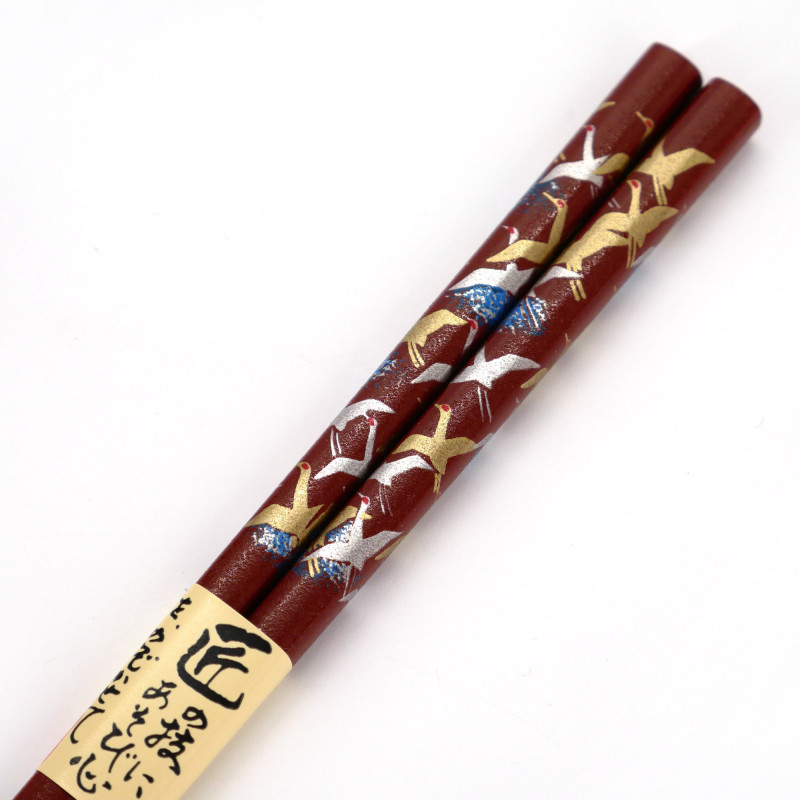 Paar rote japanische Essstäbchen aus Holz mit japanischem Kranichmuster, TSURU