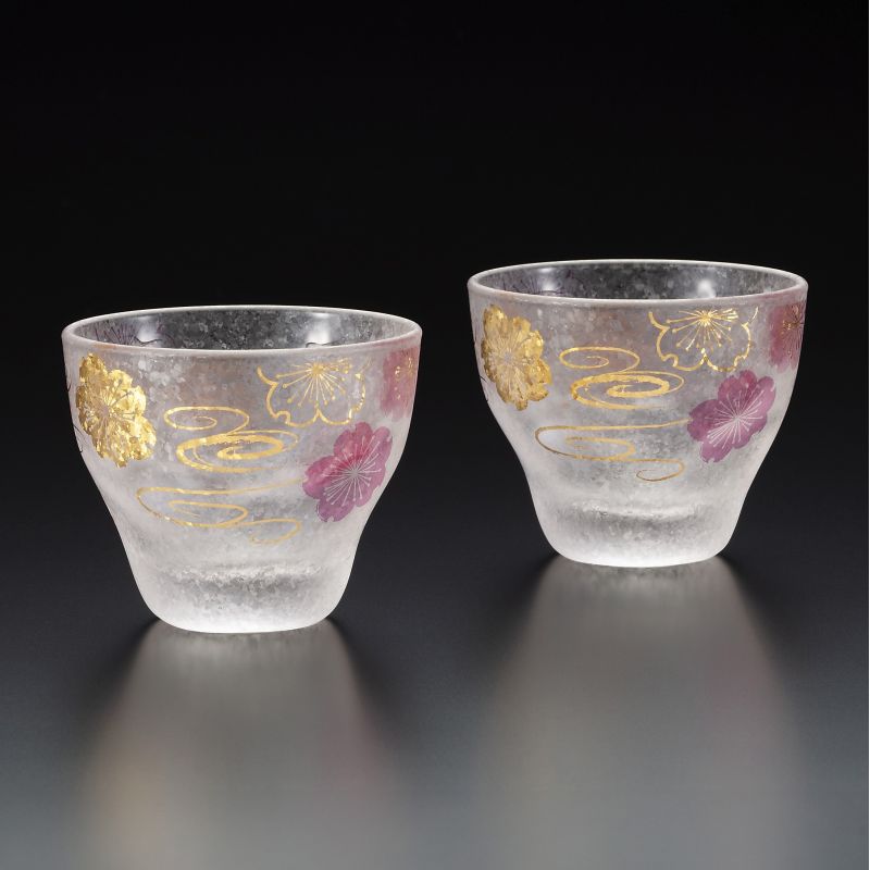 Duo of Japanese sake glasses, PREMIUM SAKURASUIMON