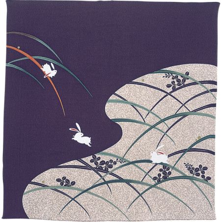 Conejos Furoshiki japoneses en césped púrpura, USAGI