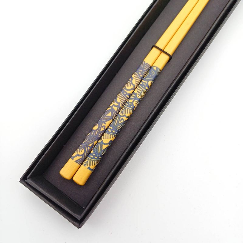 Pair of Japanese resin chopsticks - GARA HASHI SAKURA