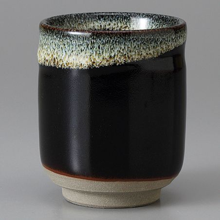 Tazza da tè giapponese in ceramica nera UNOFU