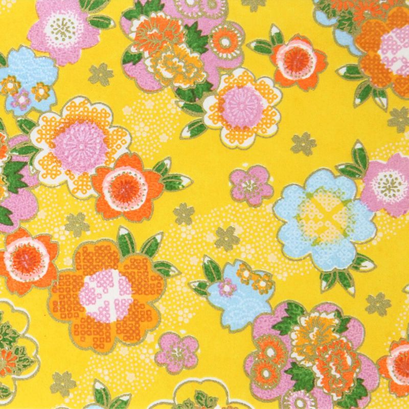 hoja grande de papel japonés, YUZEN WASHI, amarillo, estampado floral clásico