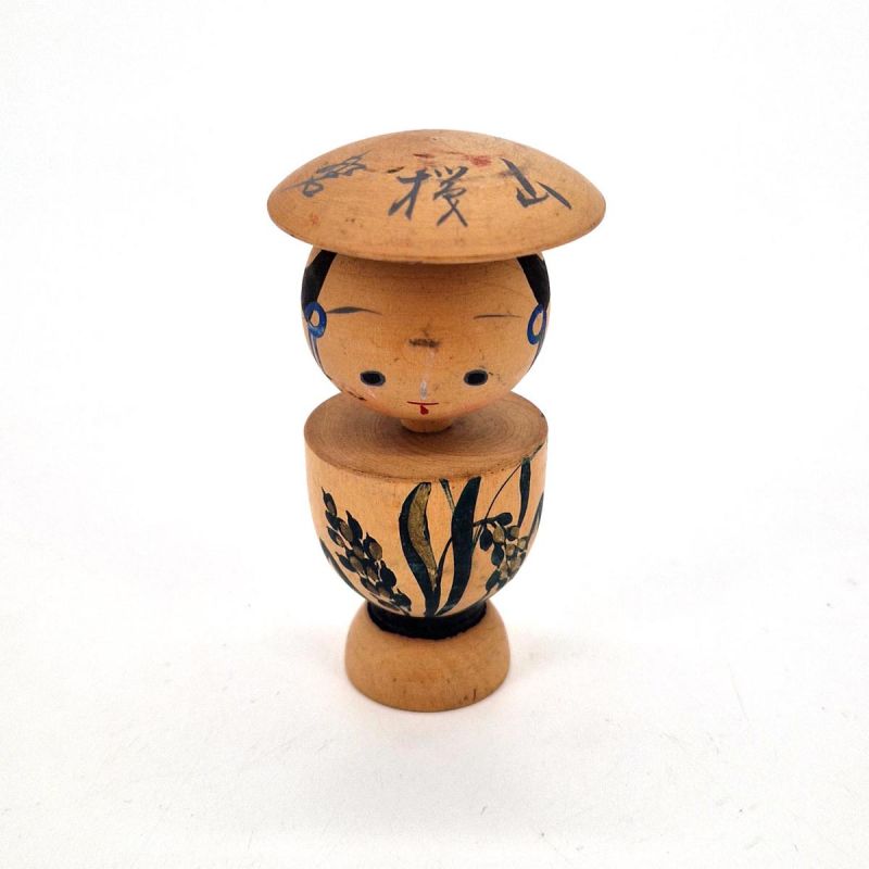 Petite poupée en bois japonaise, KOKESHI VINTAGE