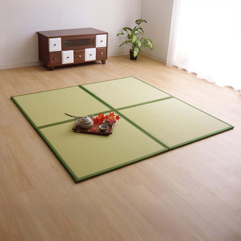 Traditioneller japanischer Tatami, Polypropylen-Matte, Grün, SQUASH, 82x82cm