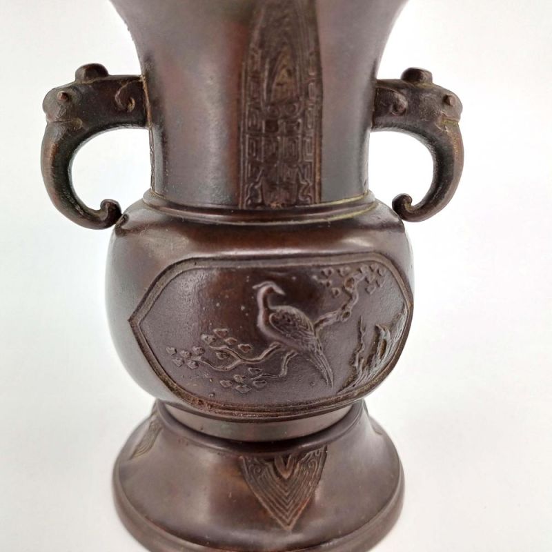 Antico vaso giapponese in bronzo per la cerimonia dell'incenso, periodo Meiji - Kujaku